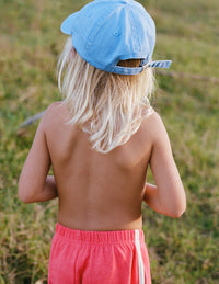 millk cap - blue
